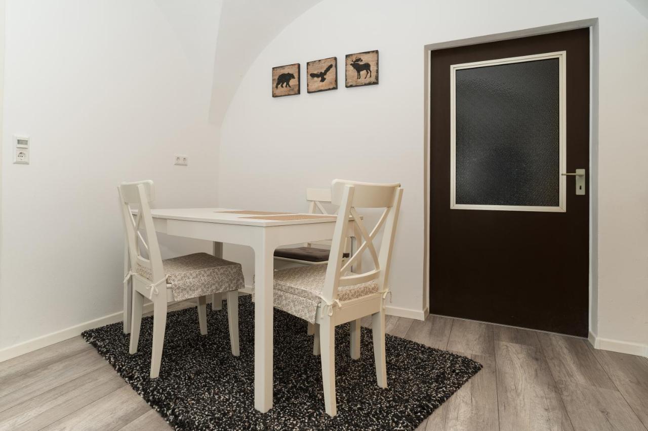 Apartmentvermietung Ingrid Bolkart - Voehlino 2 Illertissen Exterior foto